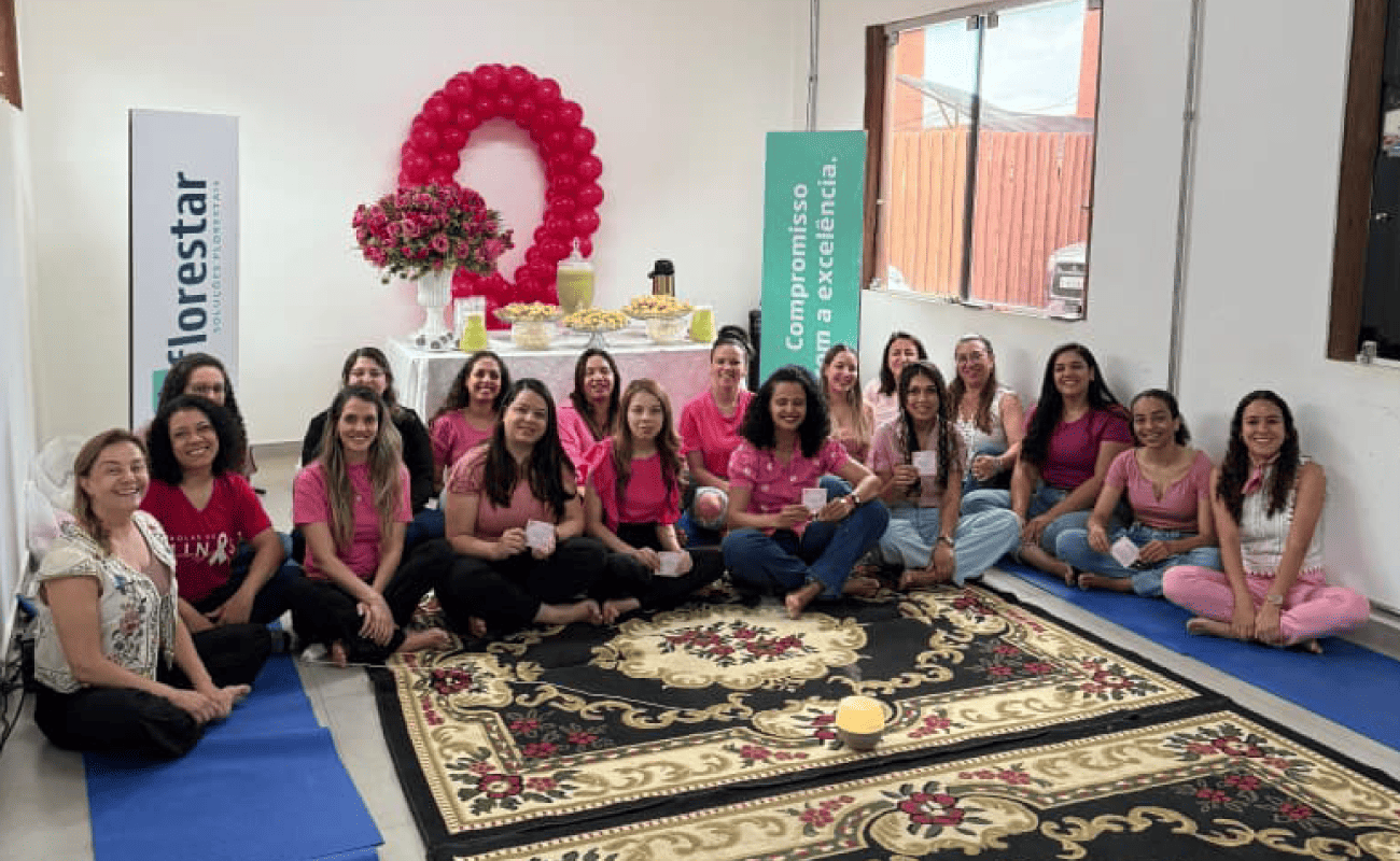 Outubro Rosa - Equipe Reflorestar